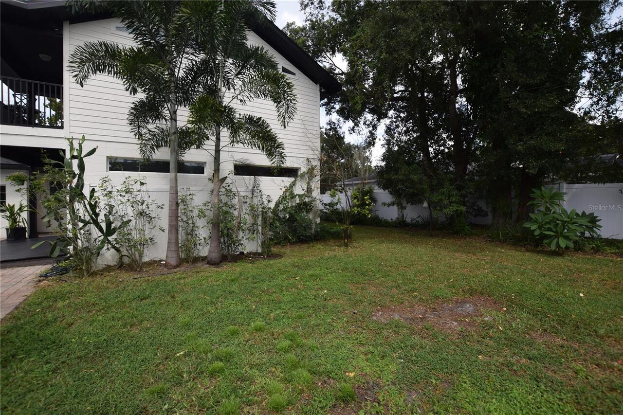 Listing Photo 15