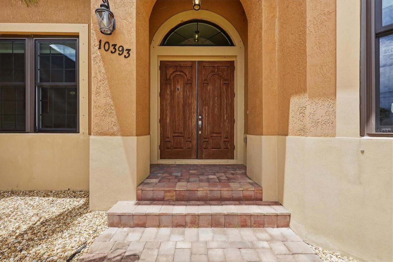 Listing Photo 9