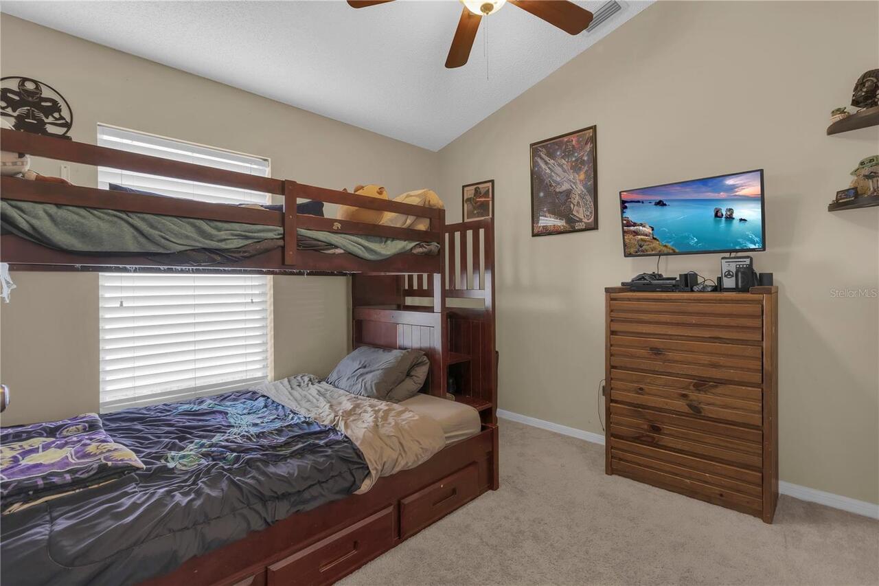 Listing Photo 17