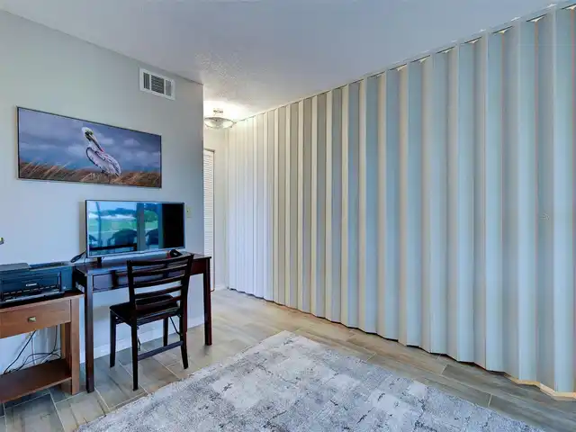 Listing Photo 28