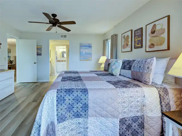 Listing Photo 44