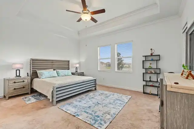 Listing Photo 14