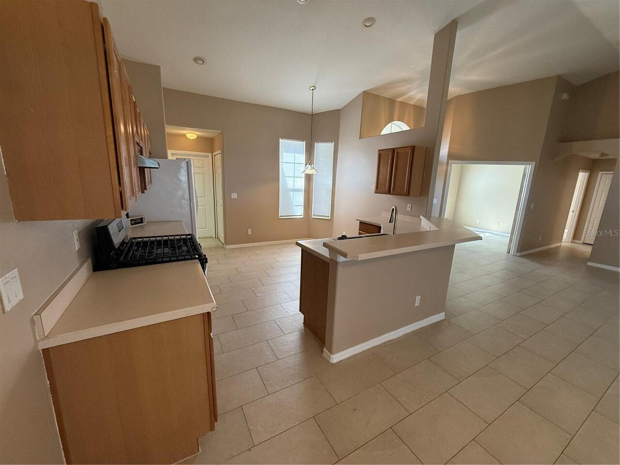 Listing Photo 11