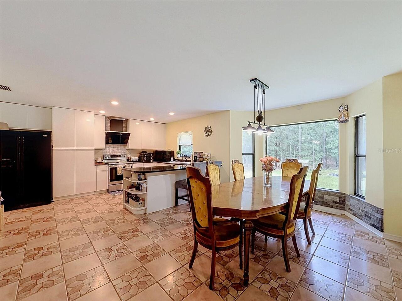Listing Photo 25