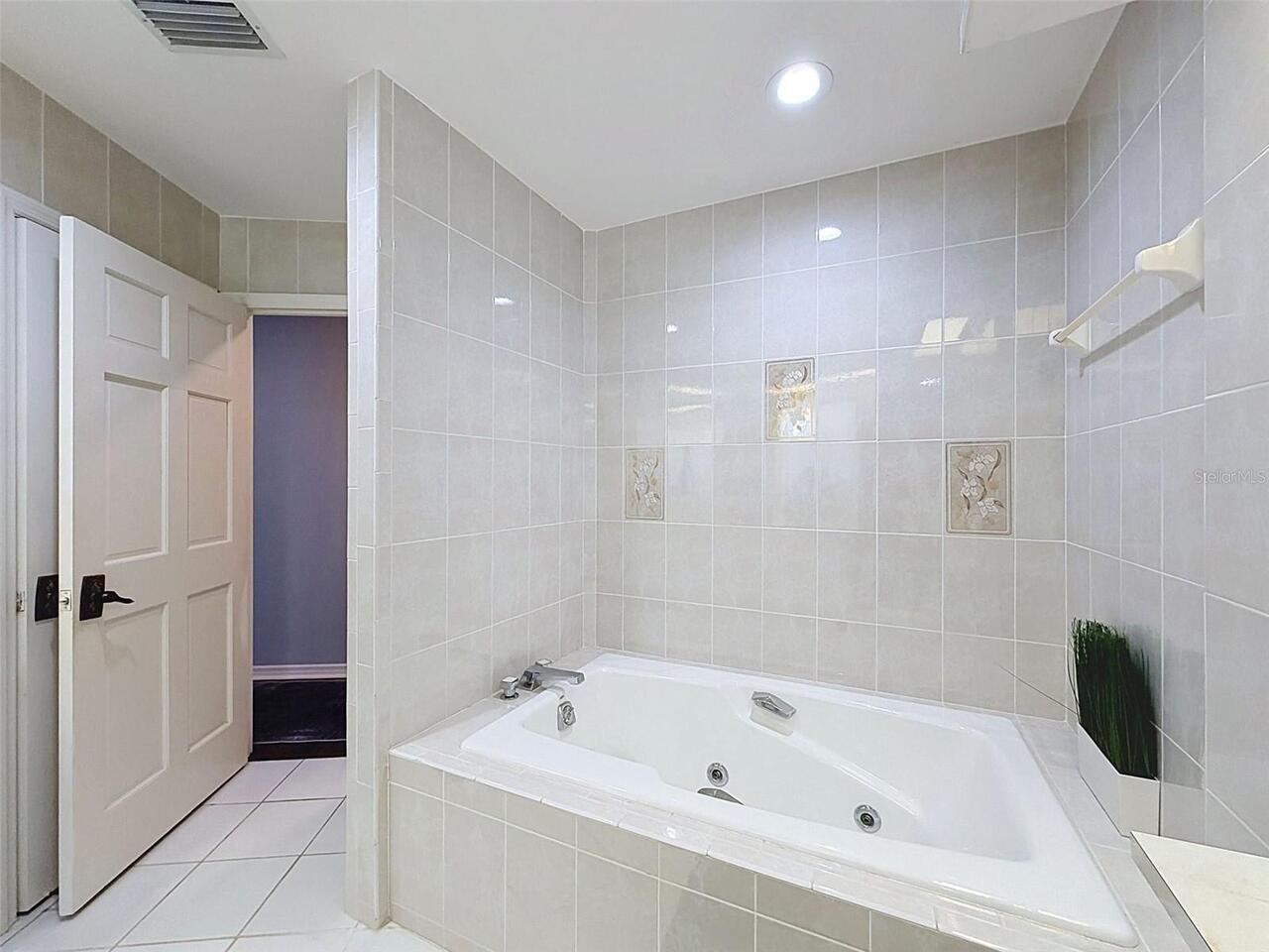 Listing Photo 61