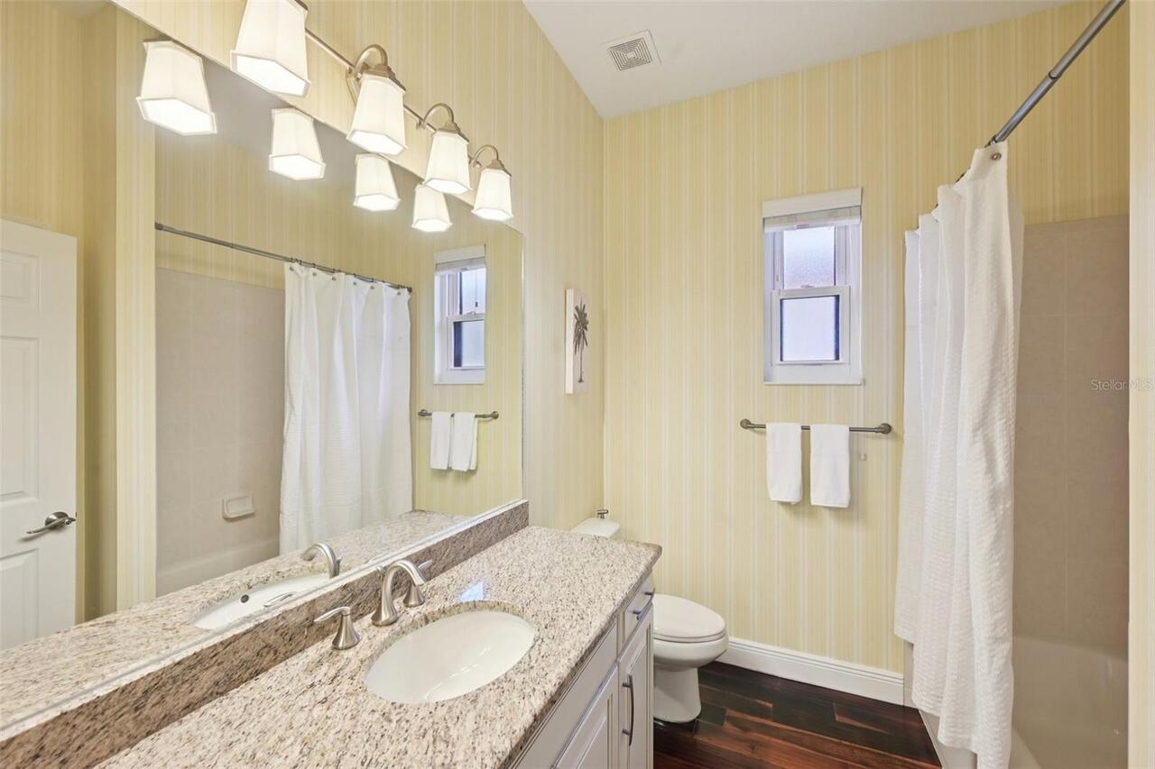 Listing Photo 32