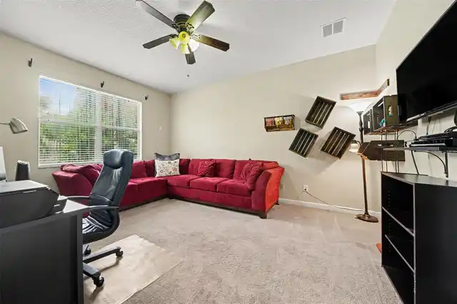 Listing Photo 13