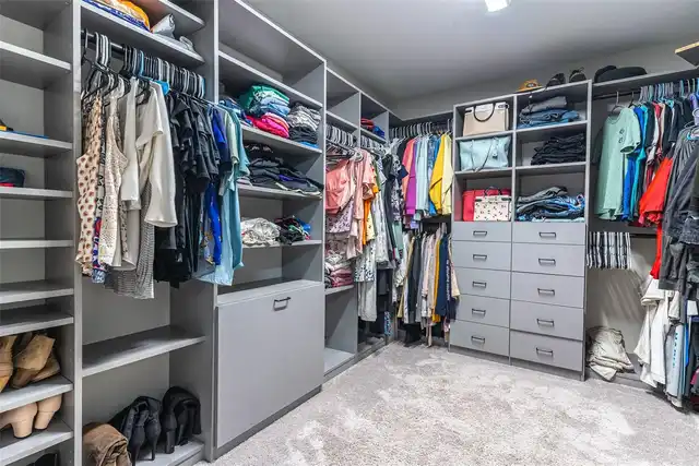 Listing Photo 15