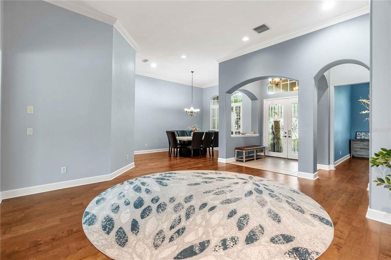 Listing Photo 8