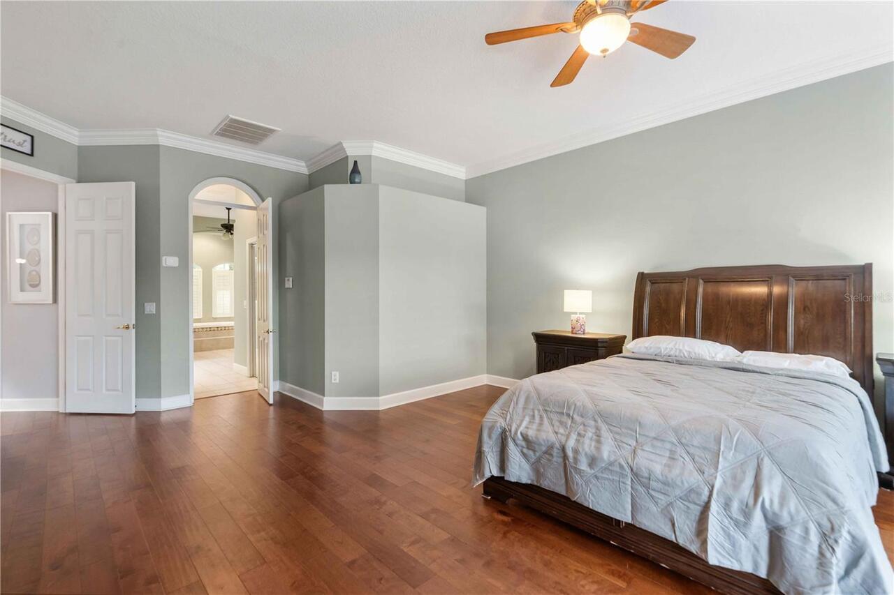 Listing Photo 16