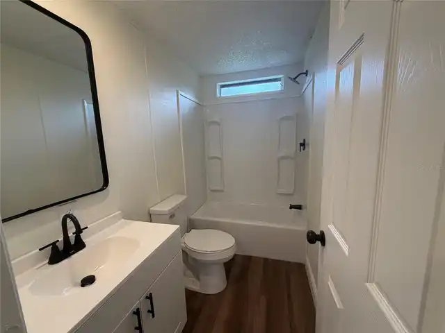 Listing Photo 15