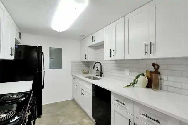 Listing Photo 28