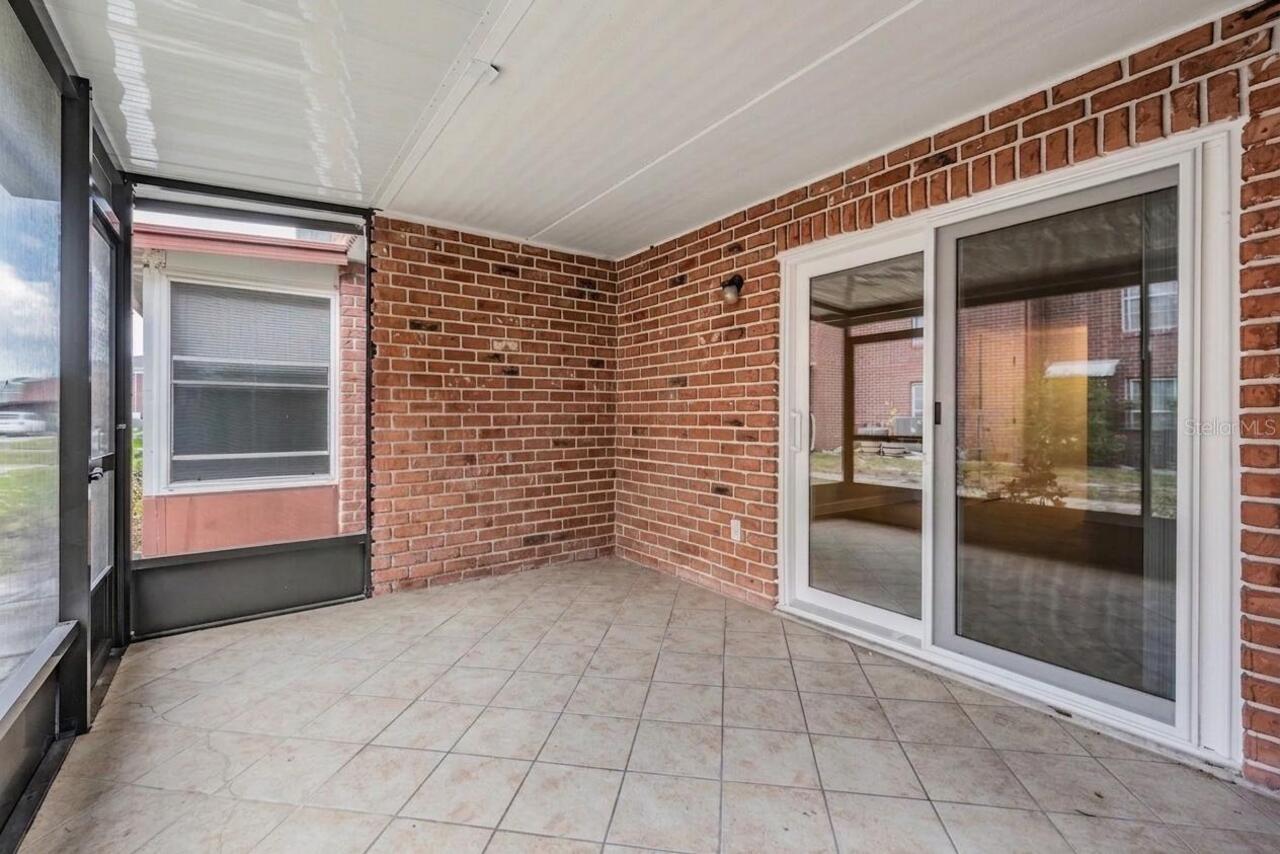 Listing Photo 8