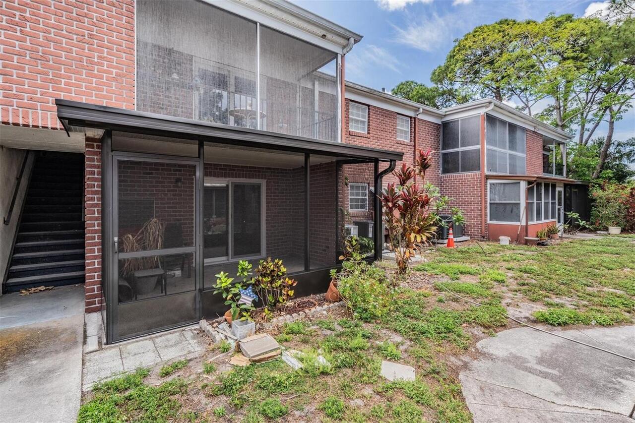 Listing Photo 10
