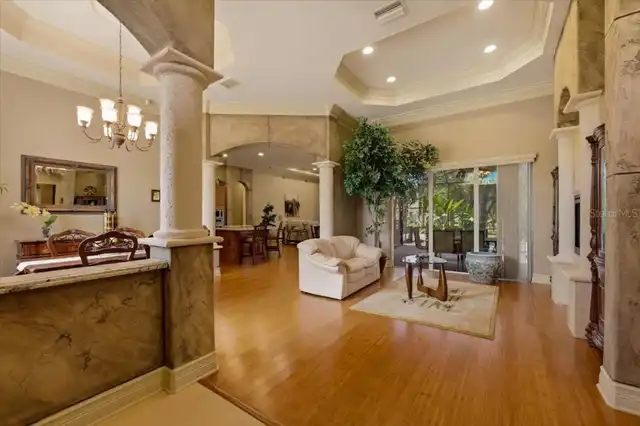 Listing Photo 14