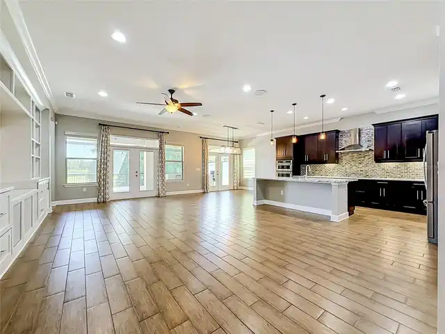 Listing Photo 22