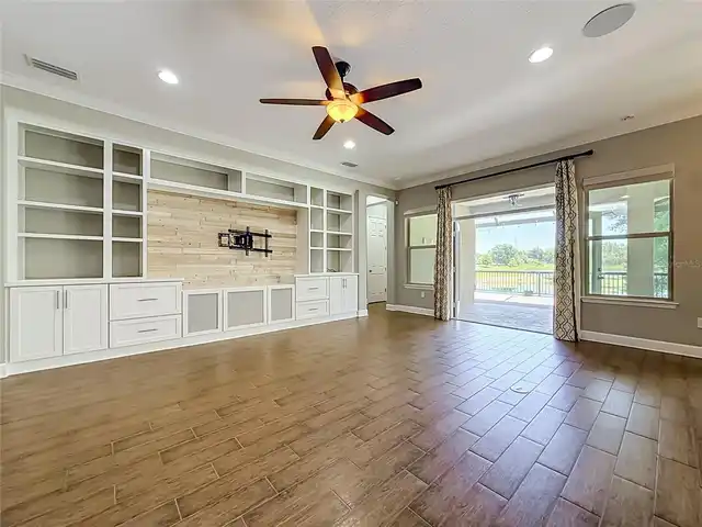 Listing Photo 32