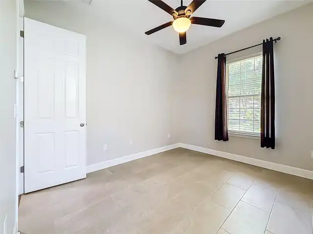 Listing Photo 38