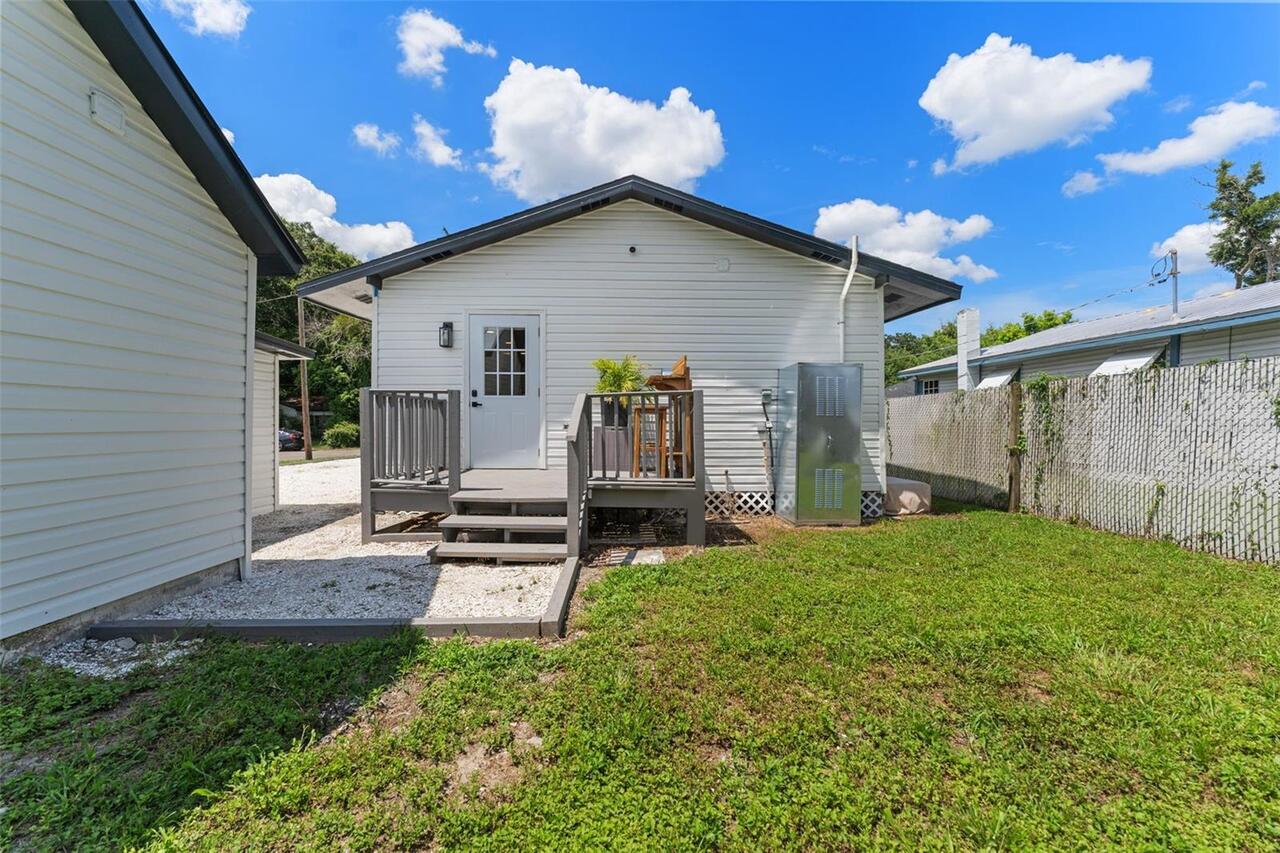 Listing Photo 17