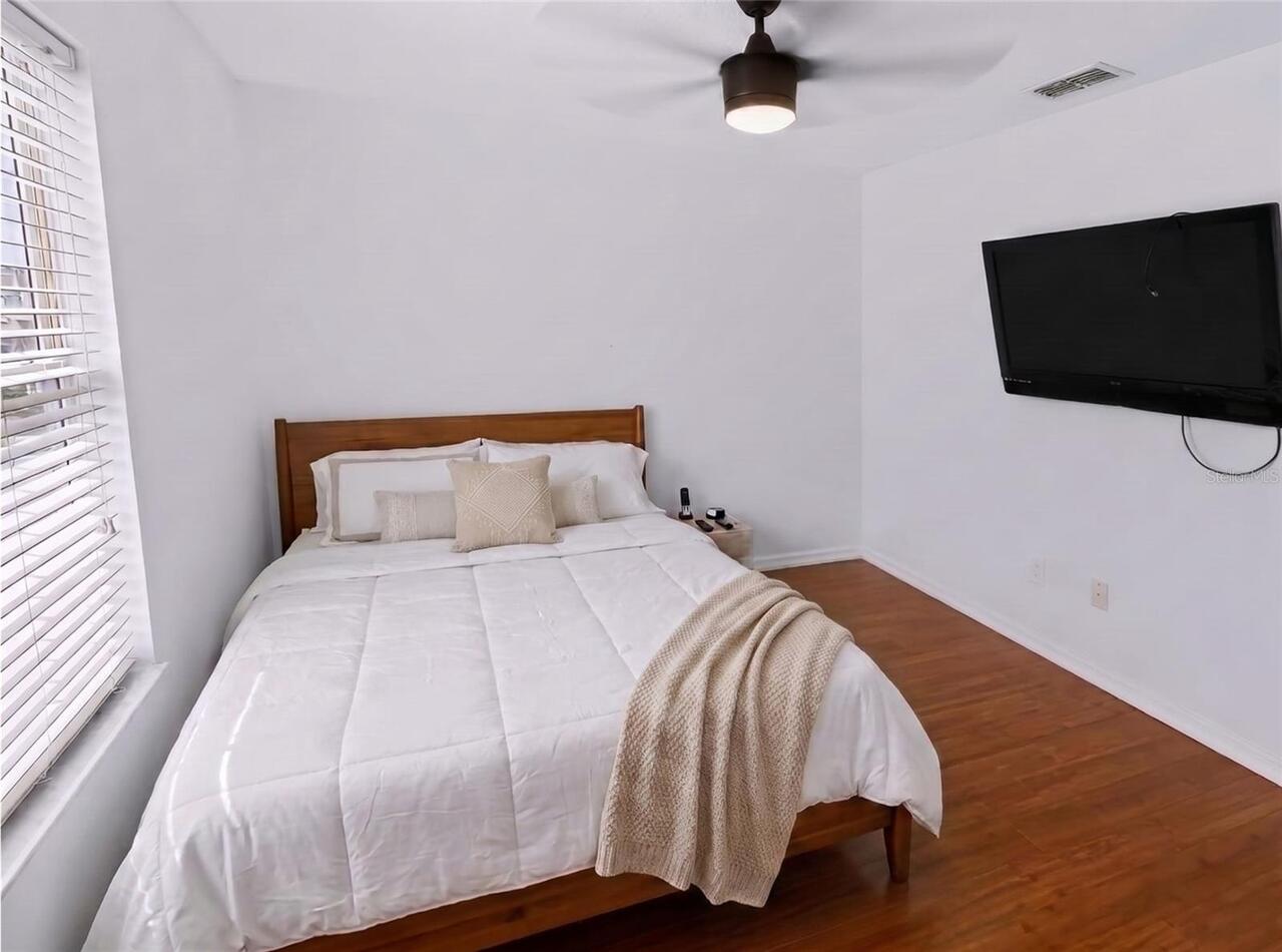 Listing Photo 23