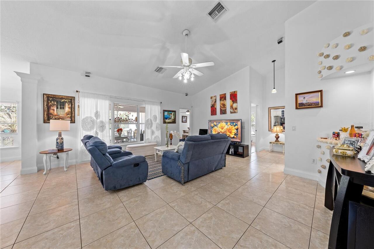 Listing Photo 14
