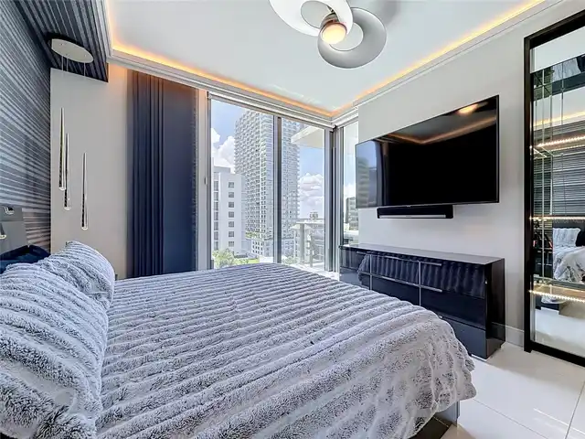 Listing Photo 17