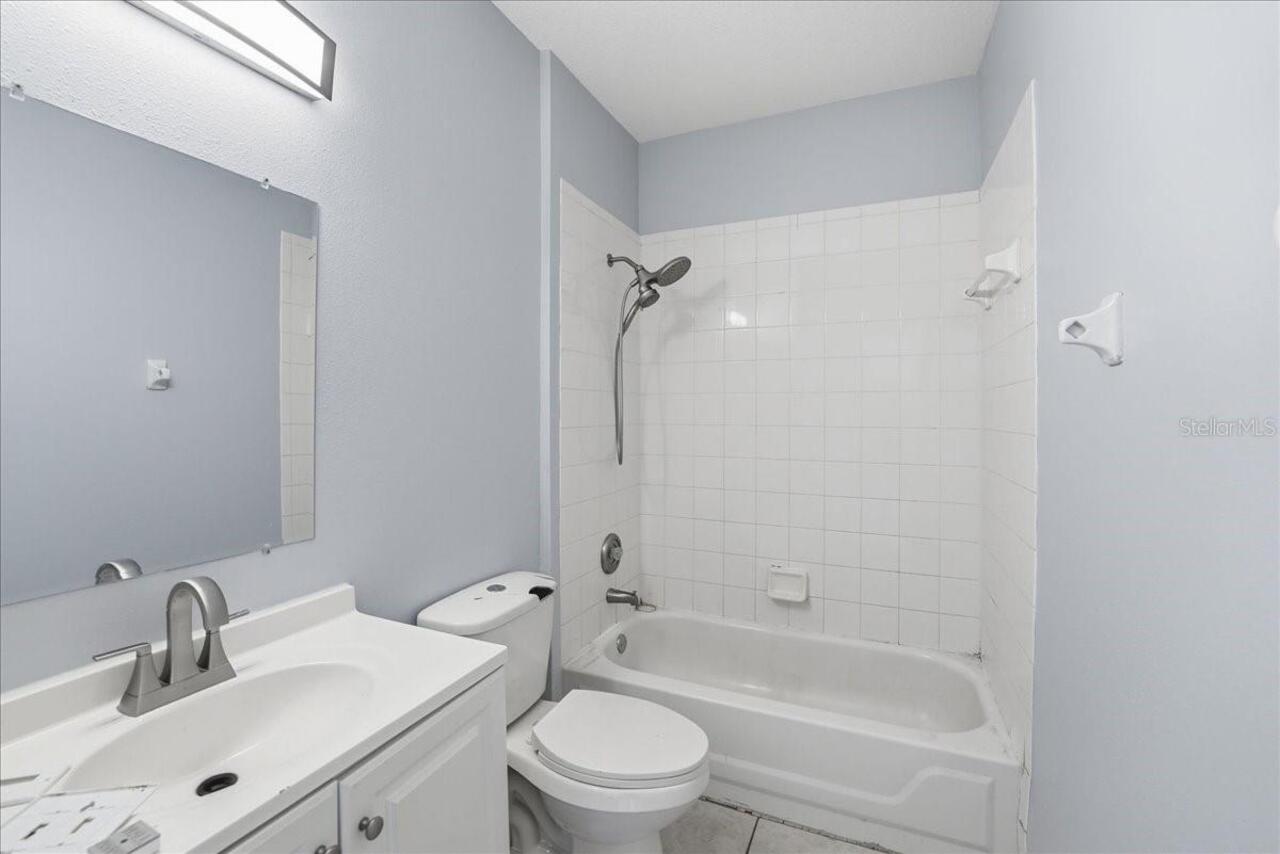 Listing Photo 11