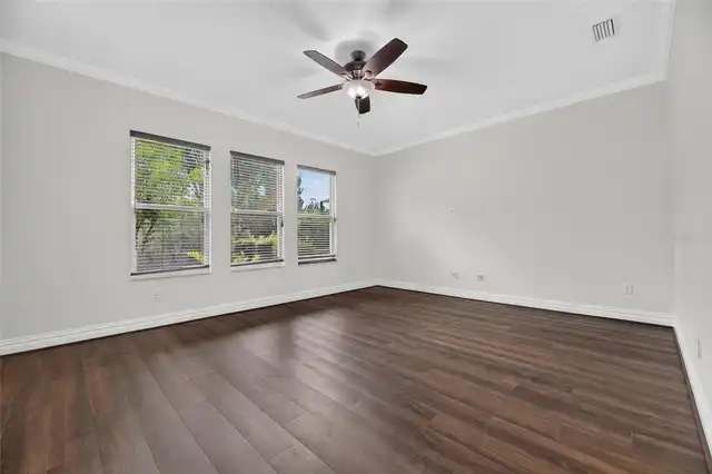 Listing Photo 37