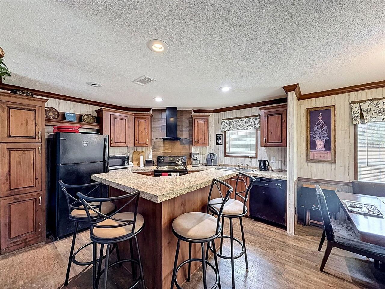 Listing Photo 13