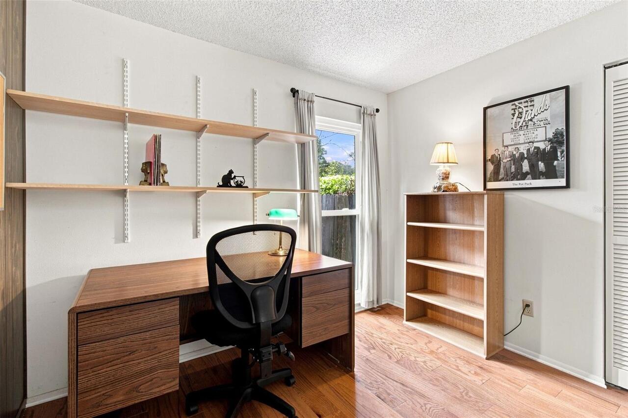 Listing Photo 14