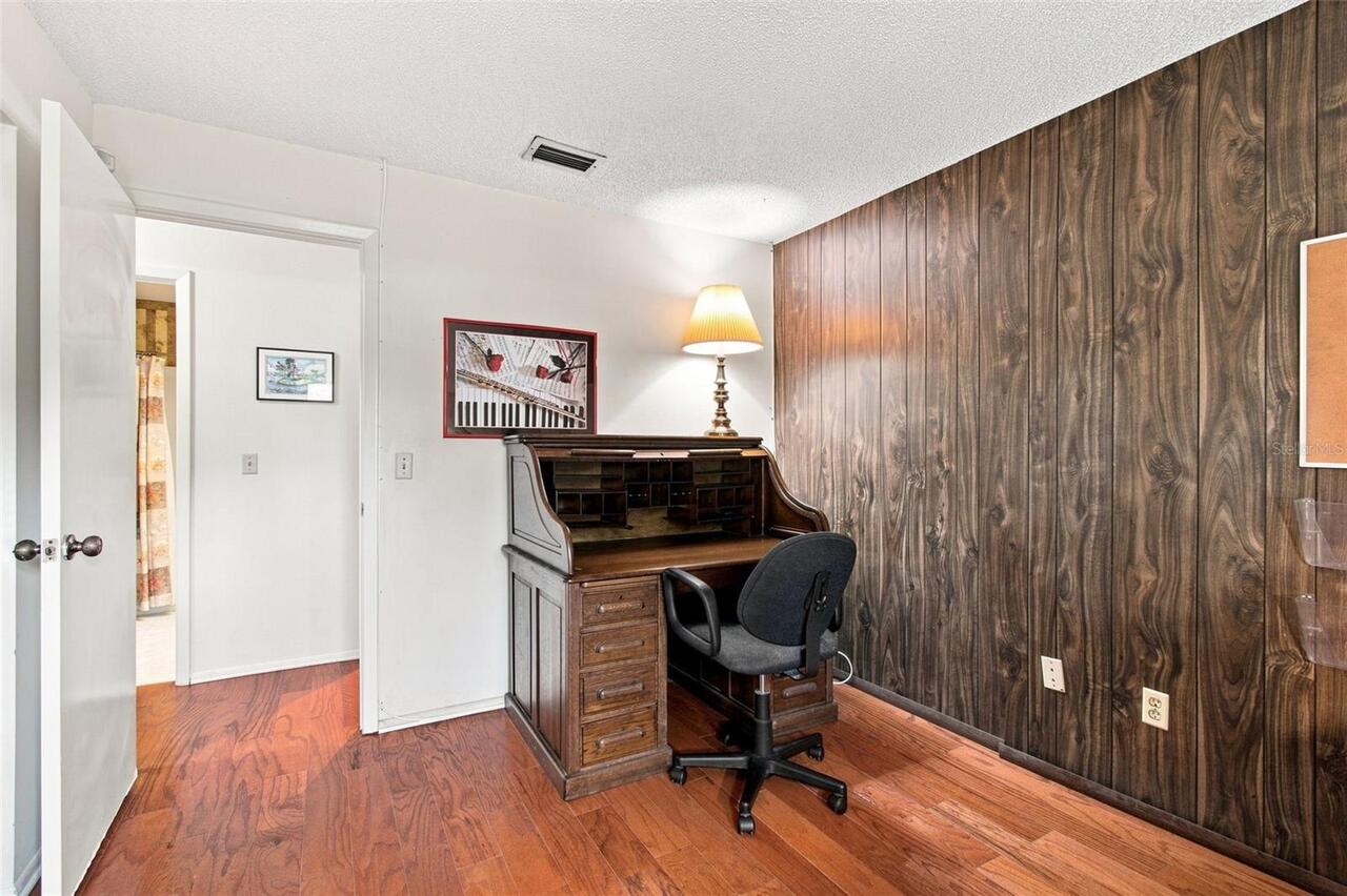 Listing Photo 15