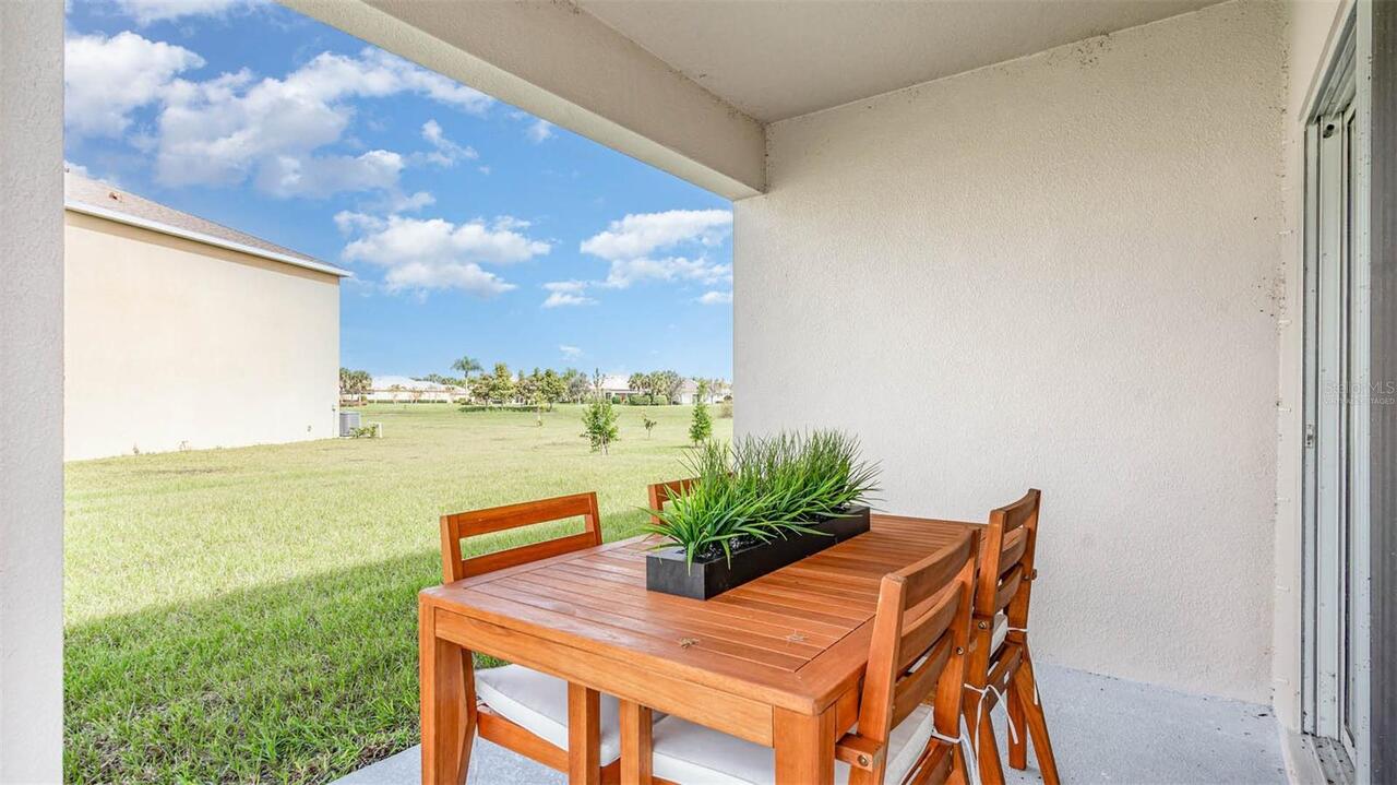 Listing Photo 17