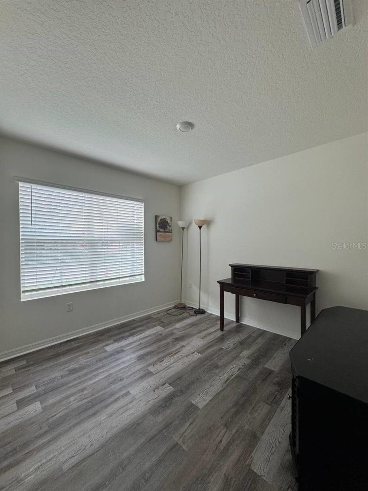 Listing Photo 33