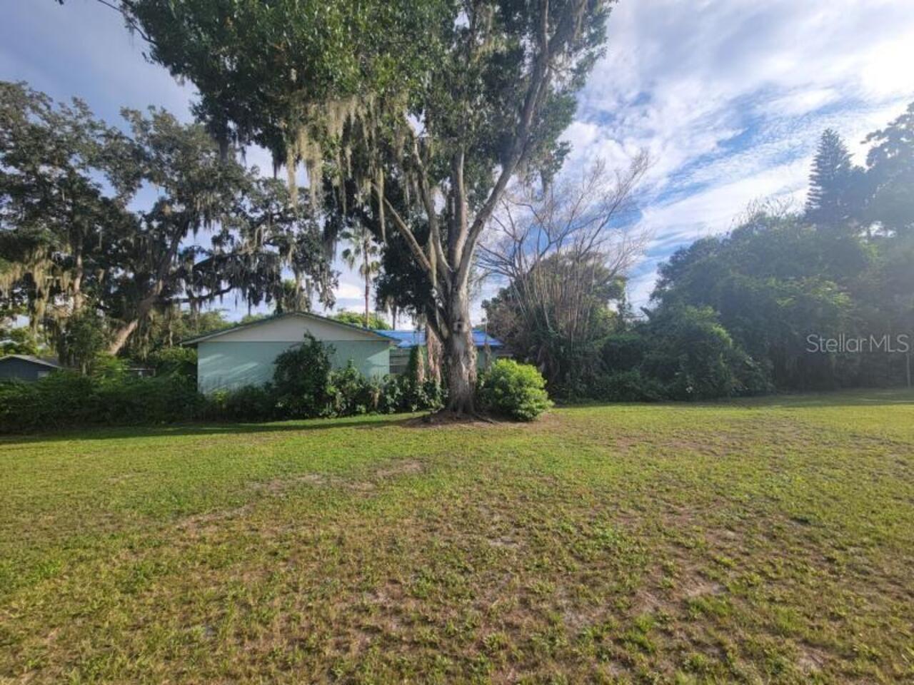 Listing Photo 10
