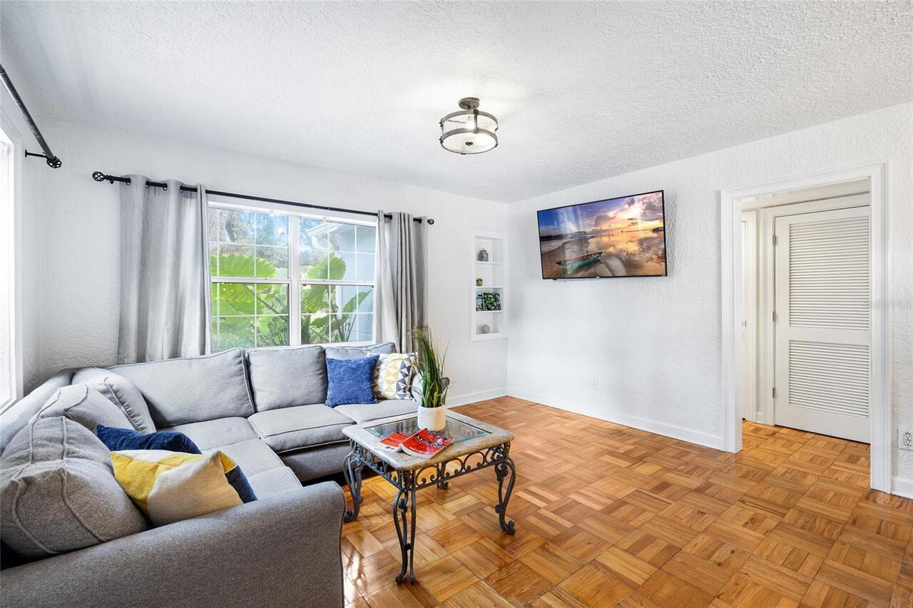 Listing Photo 17
