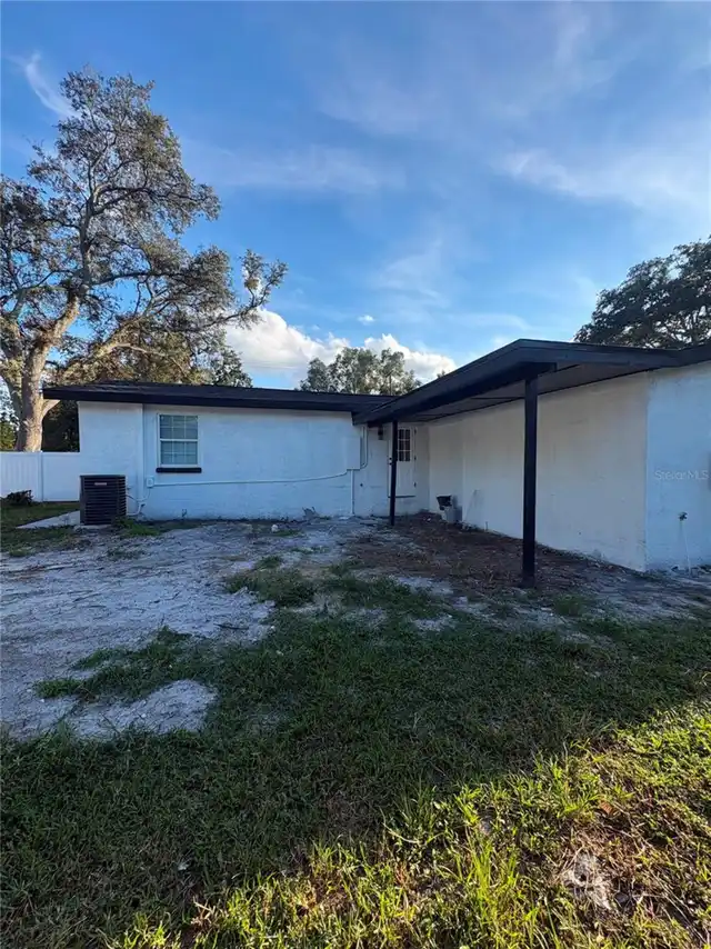 Listing Photo 6
