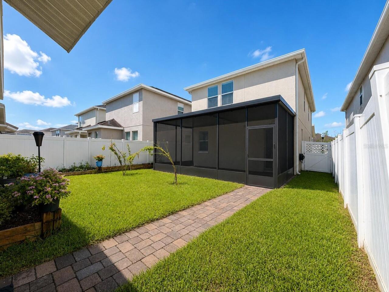 Listing Photo 32