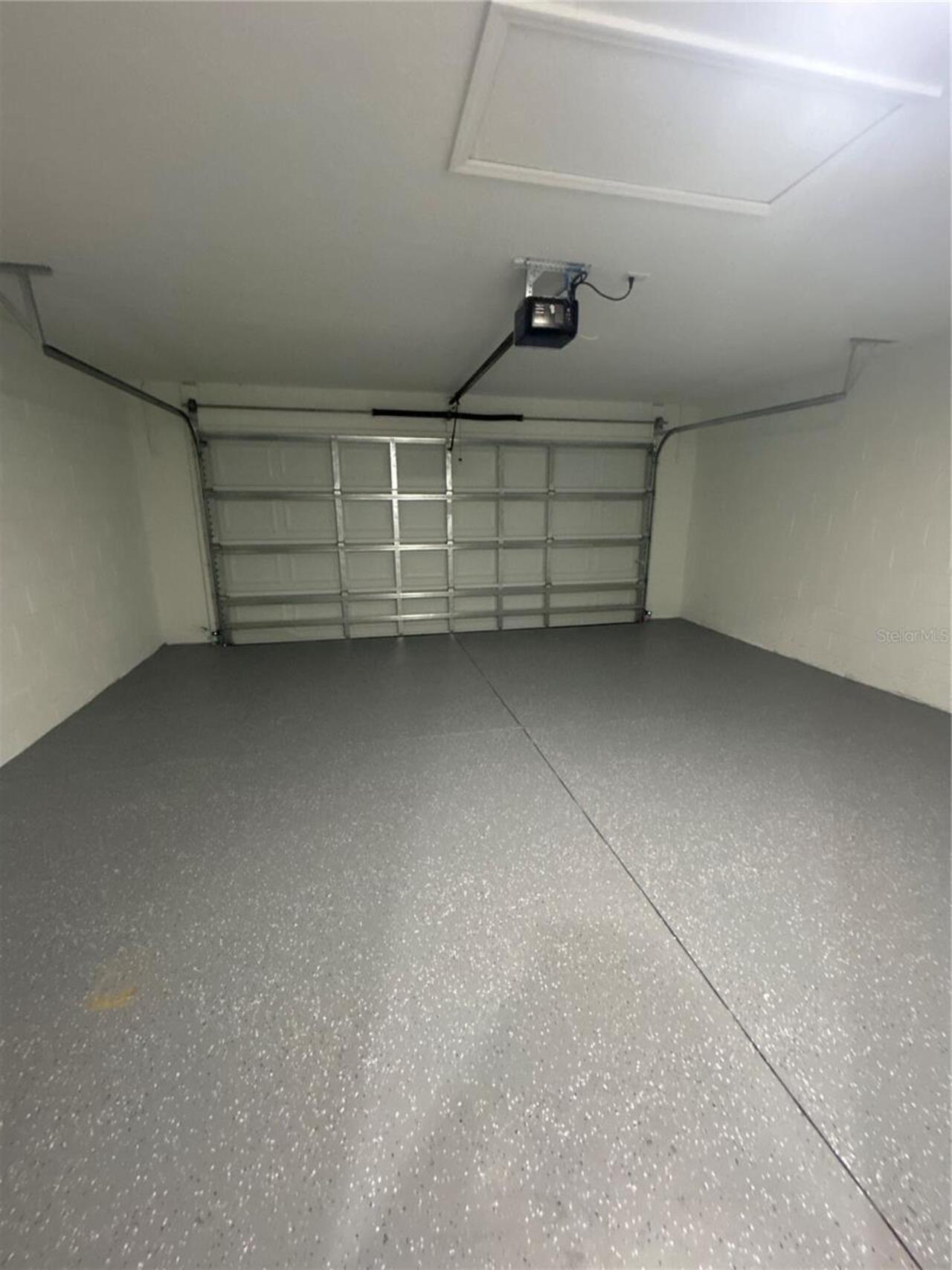 Listing Photo 8