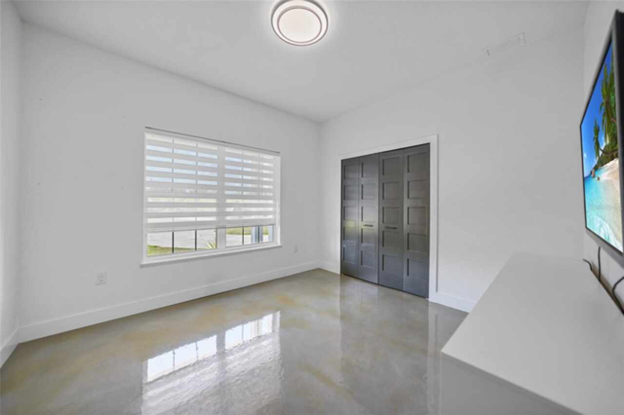 Listing Photo 30