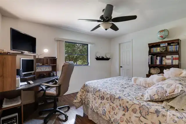 Listing Photo 28