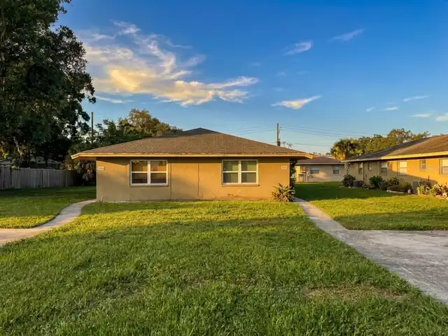 Listing Photo 10