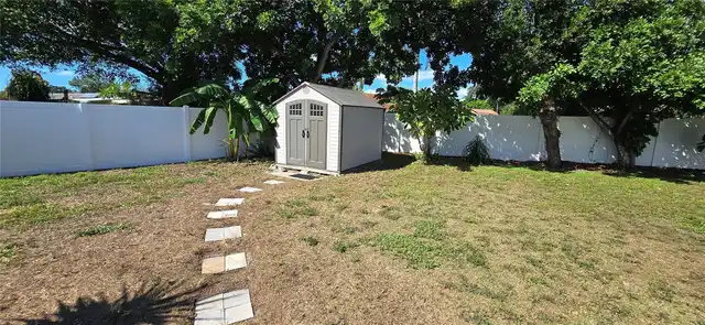 Listing Photo 15