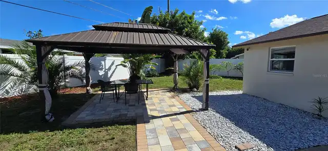Listing Photo 17