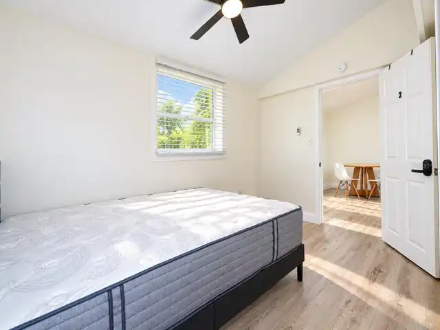Listing Photo 22