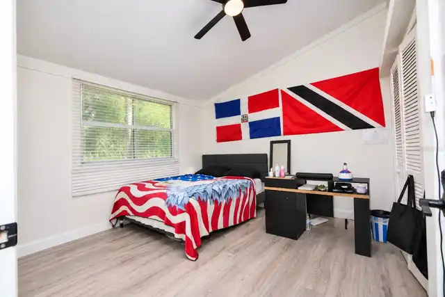 Listing Photo 32