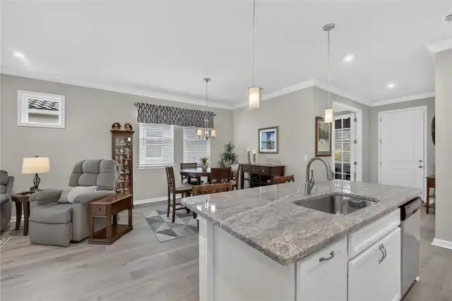 Listing Photo 15