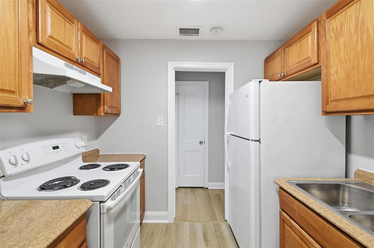 Listing Photo 16