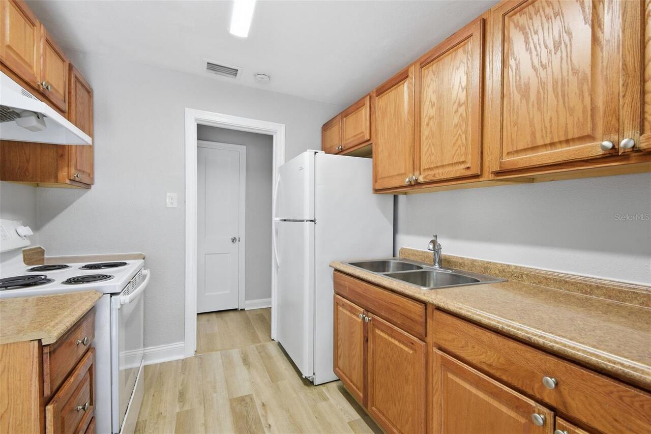 Listing Photo 17
