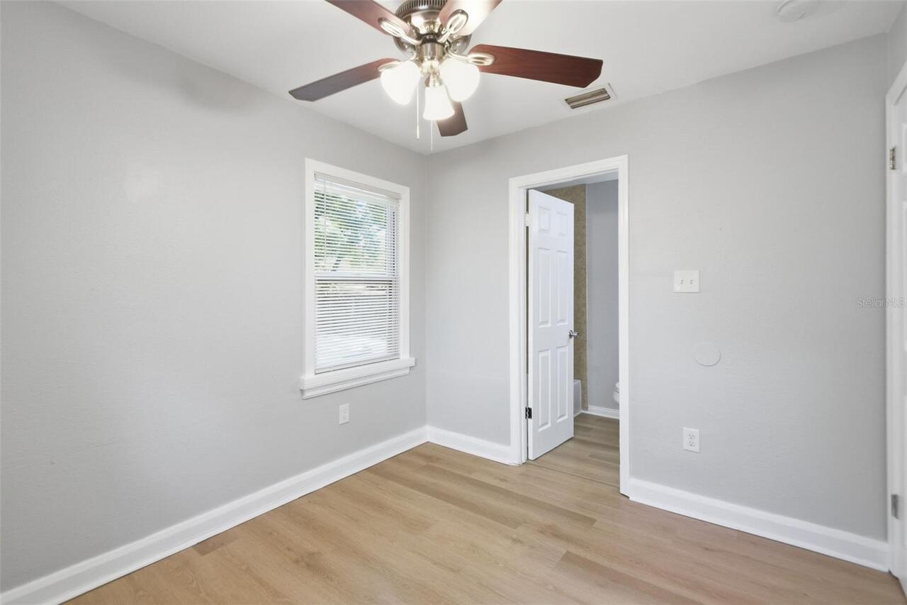 Listing Photo 23