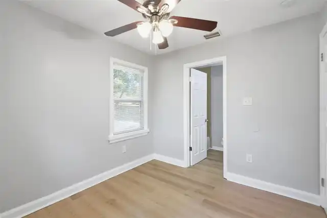 Listing Photo 23